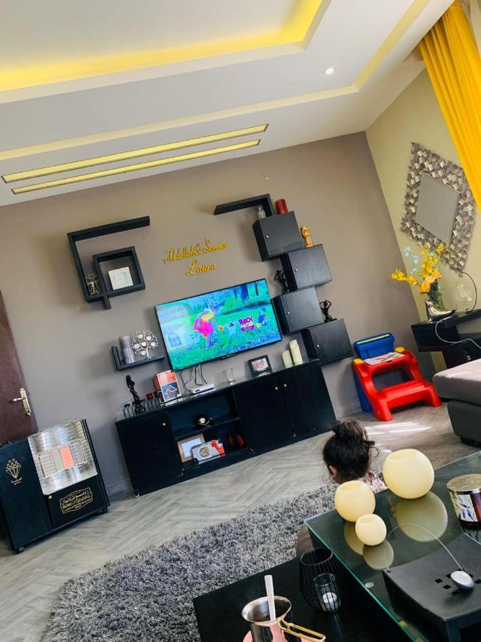 Laura'S Modern Villa Мадаба Екстер'єр фото